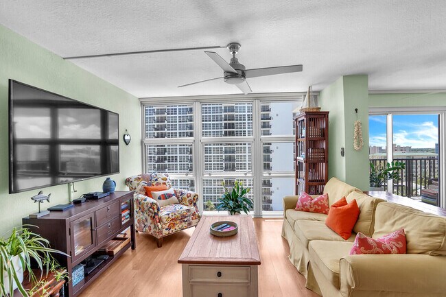 Foto del edificio - 531 N Ocean Blvd