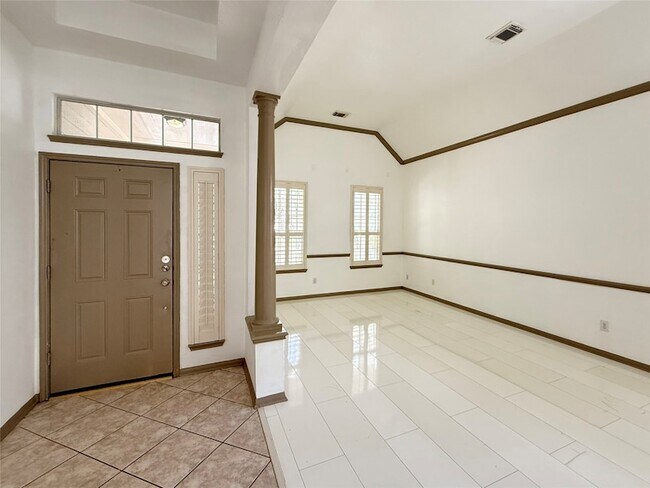 Foto del edificio - 1019 Laurel Green Rd