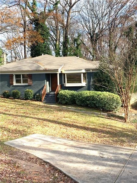 Foto principal - 1744 N Druid Hills Rd NE