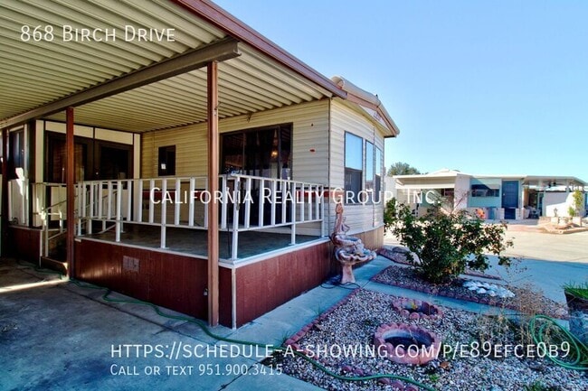 Foto del edificio - 868 Birch Dr