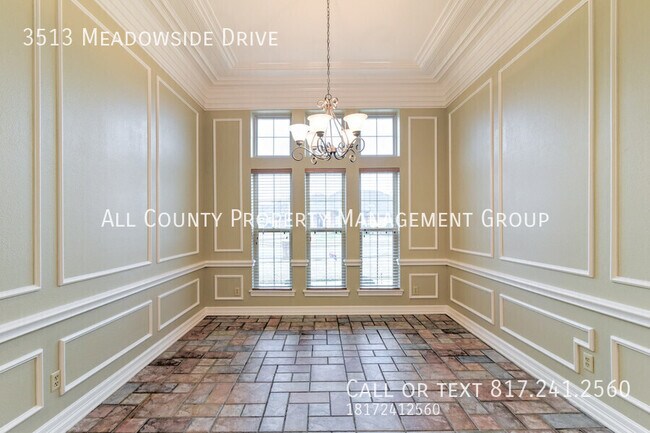 Building Photo - 3513 Meadowside Dr