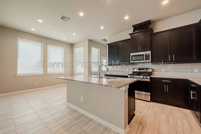 Foto del edificio - 2559 Terrace Point Dr