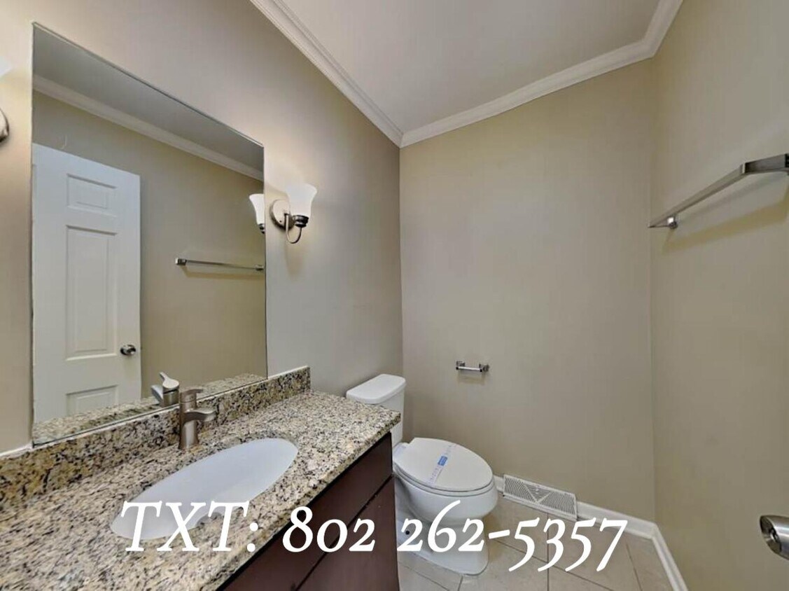 Foto principal - 1669 Pendleton St