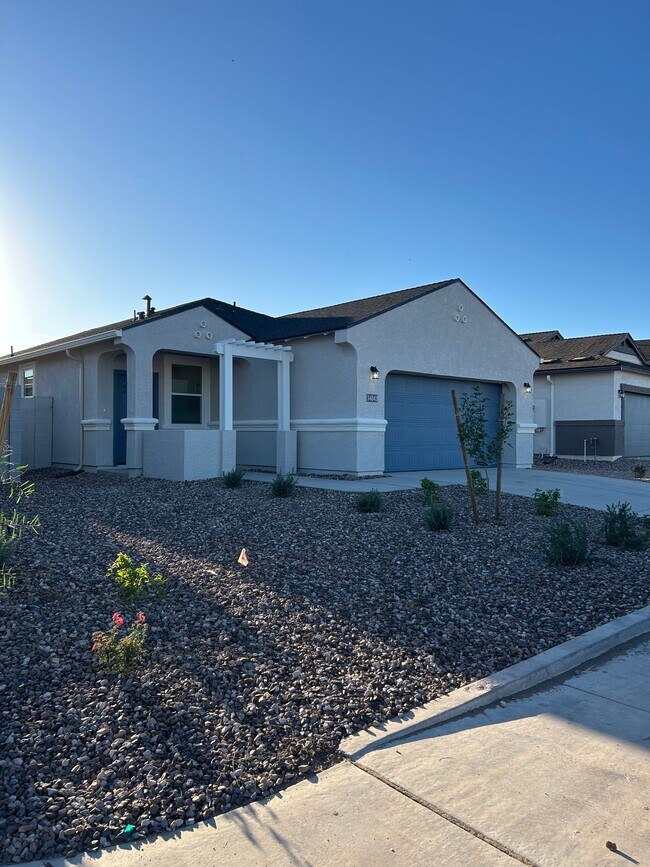 Building Photo - 34843 W Lucca Dr