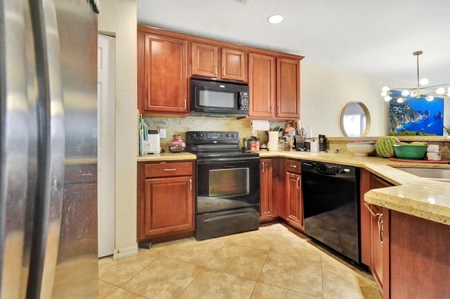 Building Photo - 22201 Majestic Woods Way