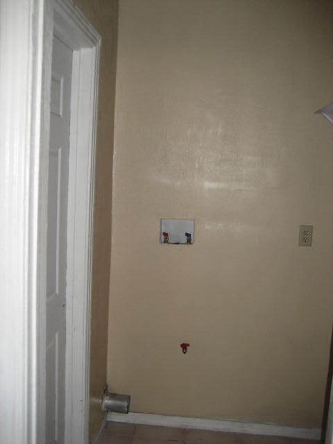 Foto del edificio - 1304 S Cloverdale Ave