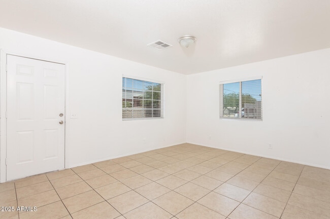 Foto del edificio - 431 S Hidalgo Rd