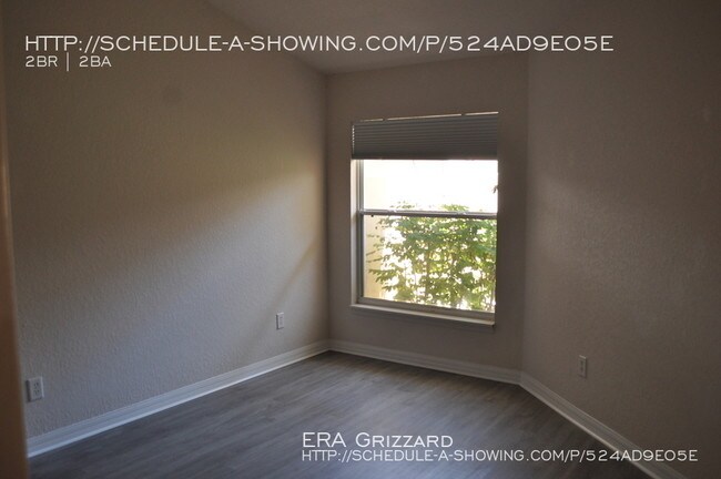 Foto del edificio - 210 Silver Sea Rd