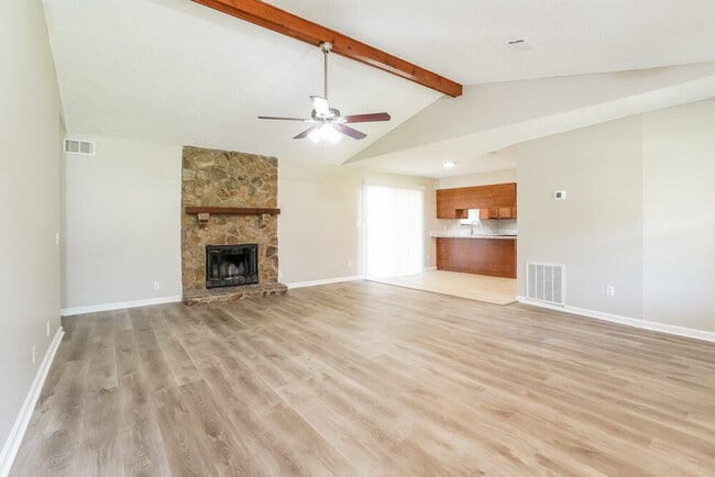 Building Photo - 1805 Killarn Cir