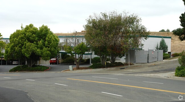 Foto del edificio - 3366 Tennessee St