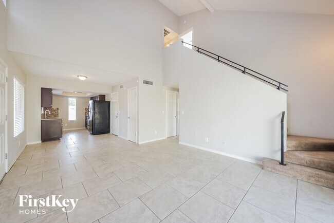 Building Photo - 11014 N 82nd Ave