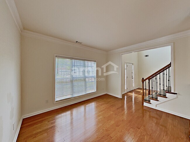 Foto del edificio - 383 Vine Mountain Way