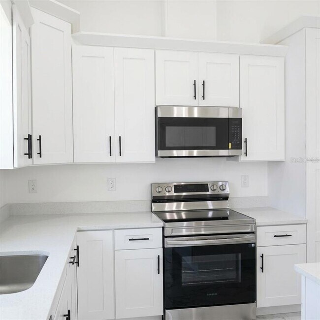 Foto del edificio - 8926 N Orleans Ave