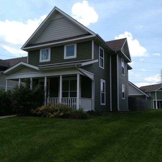 Photo - 3 Bd 2.5 Ba House