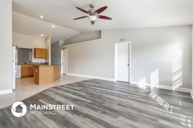 Building Photo - 6067 Mission Dr