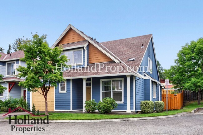 Building Photo - Beautiful 3-Bedroom Home with Covered Patio & Fenced Yard