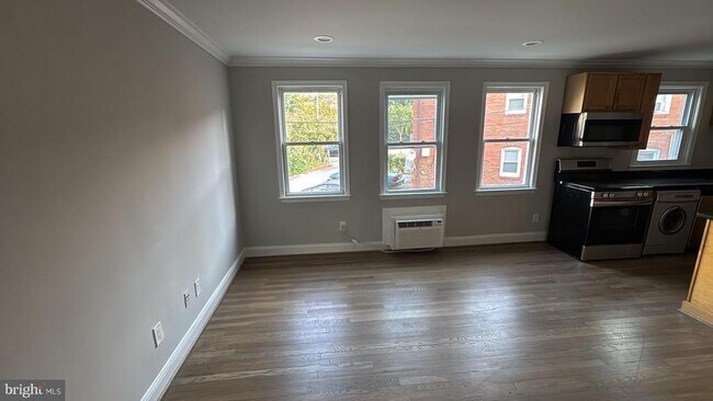 Building Photo - 420 Oklahoma Ave NE