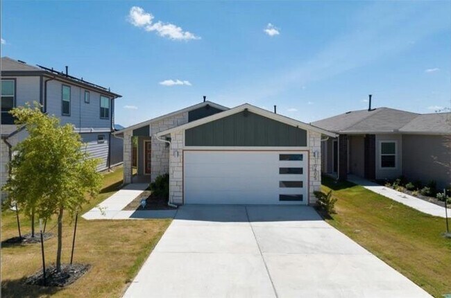 Building Photo - 10805 Meris Ln