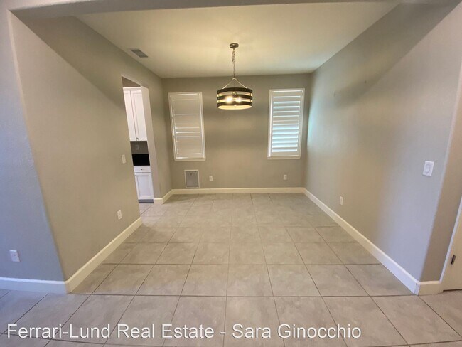 Foto del edificio - 4 br, 3 bath House - 6072 Red Sun Drive
