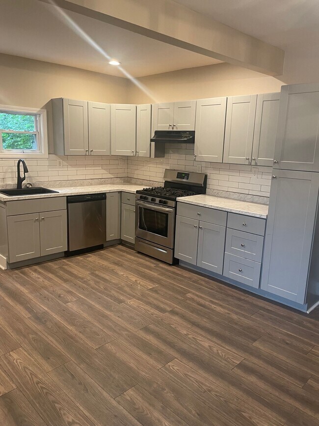 Photo - 8380 Vidette St House