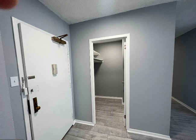 Building Photo - 3705 S George Mason Dr