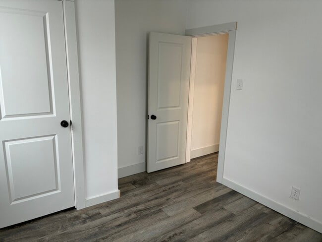 Building Photo - 110 E Madison Ave