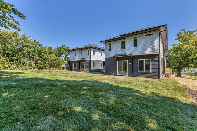 Foto del edificio - 5917 Robertson Ave