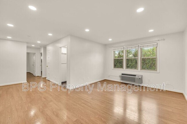 Foto del edificio - 4635 20th Rd N