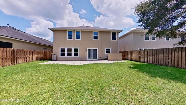Foto del edificio - 14482 Falling Waters Dr