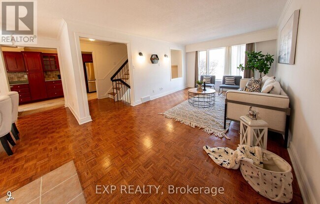 Photo du bâtiment - 2772 Springland Dr