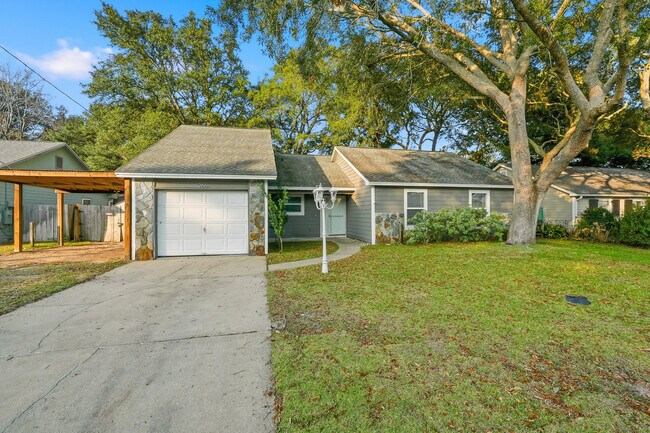 Foto del edificio - 266 Honeysuckle Way