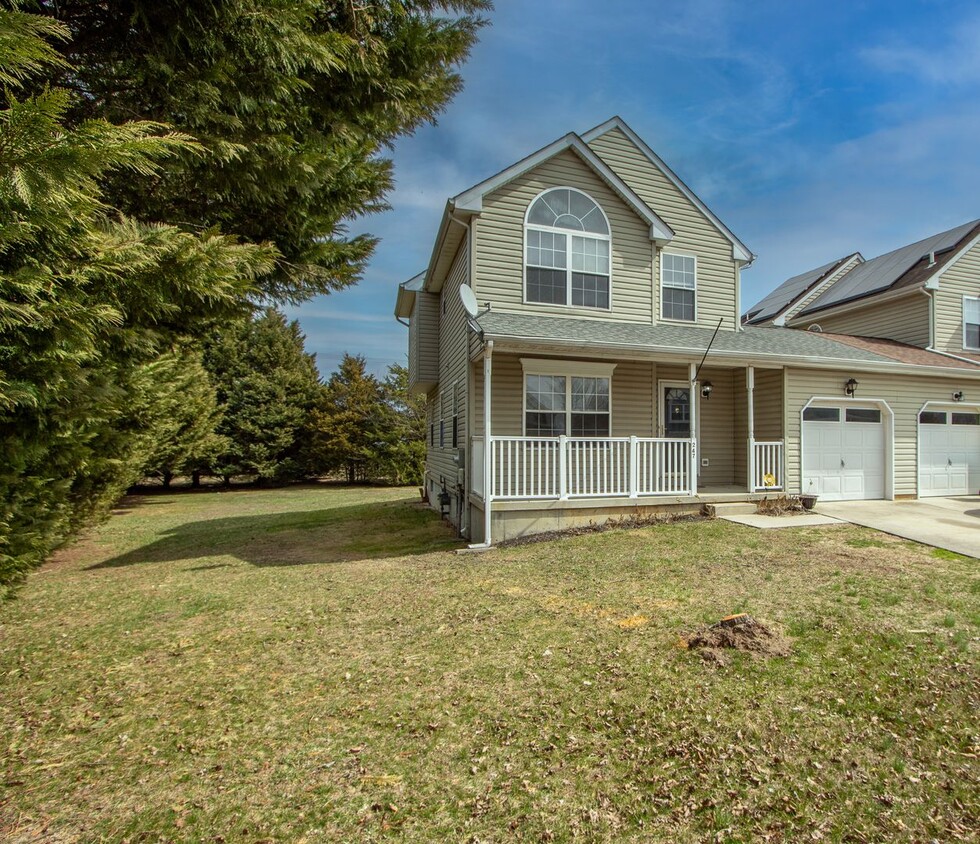 Foto principal - 3 Bedroom Twin Home - Middletown Appo Scho...