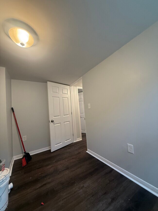 Foto del edificio - 1022 Byrd Ave