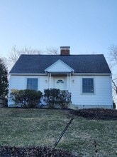 Building Photo - 344 Woodland View Dr