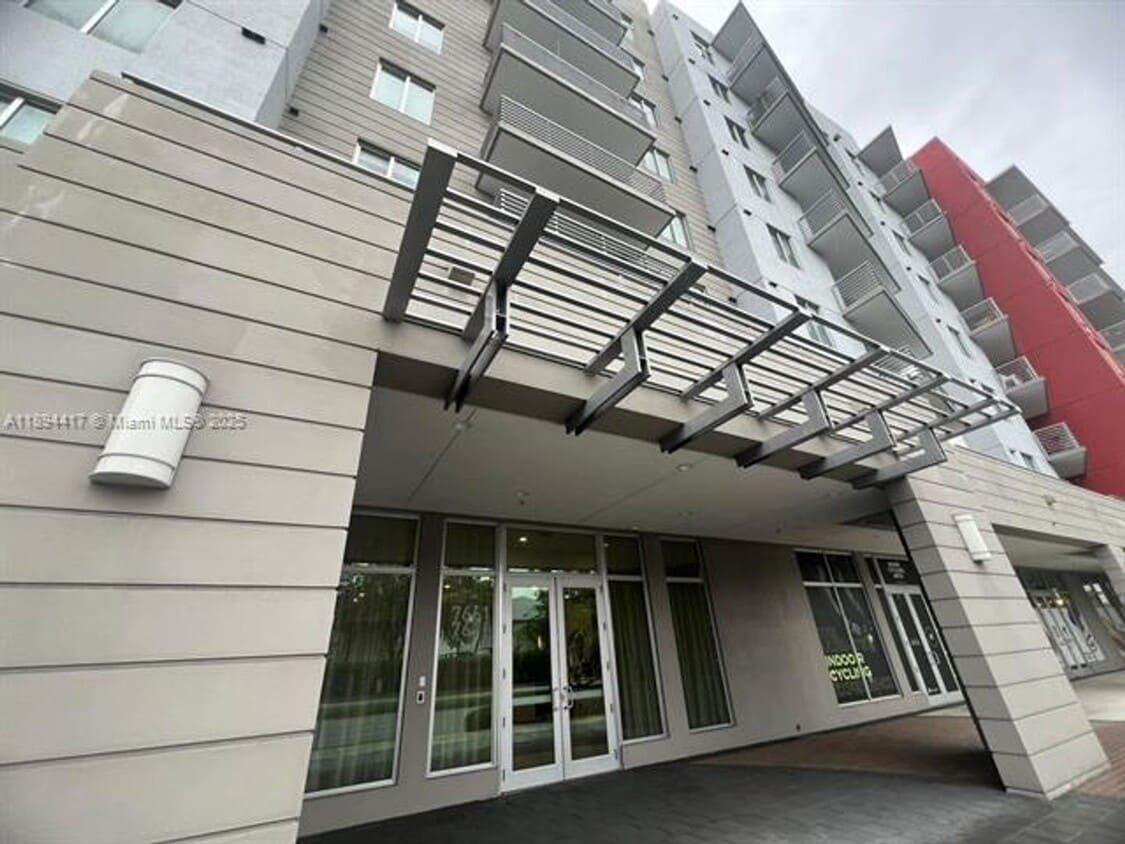 Photo - 7661 NW 107th Ave unit 801 (A11894417)