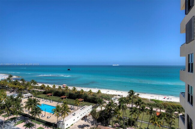 Building Photo - 2555 Collins Ave