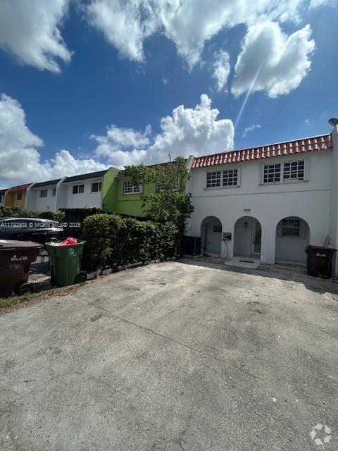 Building Photo - 7225 W 3rd Ave