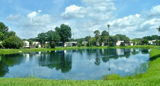 Foto del edificio - Haselton Village