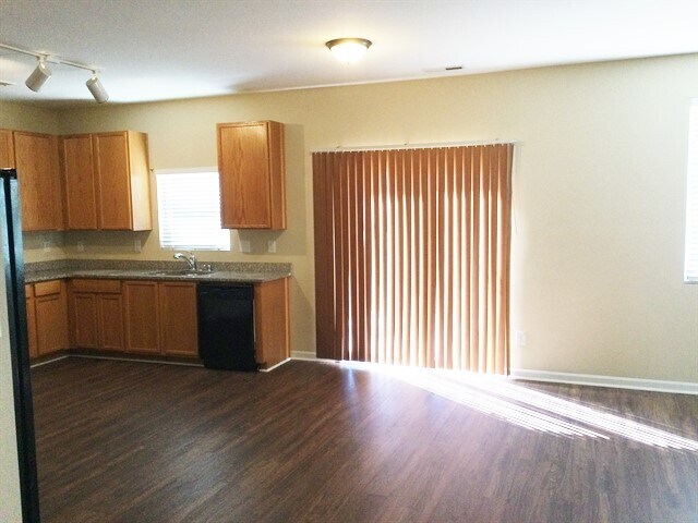 Building Photo - 1021 Gwinmar Rd