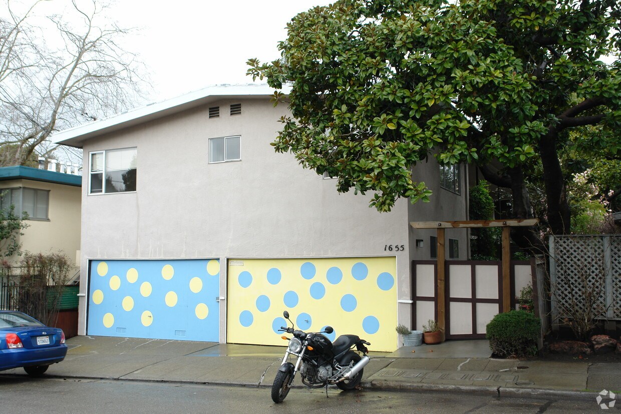 Building Photo - 1655 Hopkins St
