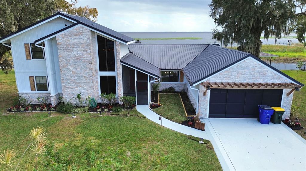 Foto principal - 3006 Country Lake Dr