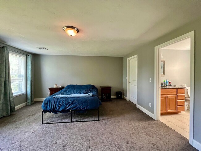 Foto del edificio - AVAIL. NOW: 3 BED/2.5 BATH SINGLE FAMILY (...