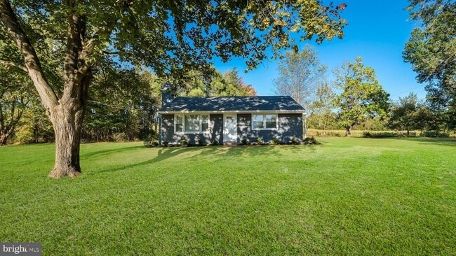 Foto del edificio - 1732 Creek Rd