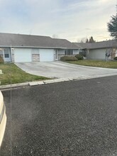 Building Photo - 5311 Lanai Dr