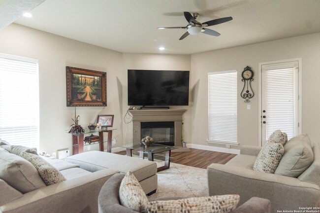 Building Photo - 3214 Highline Trail