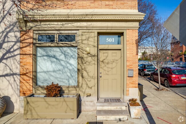 Foto del edificio - 501-507 Vine St