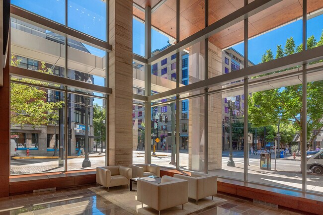 Foto del edificio - 1001 NW Lovejoy St