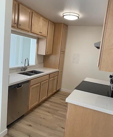 Foto del edificio - 5460 White Oak Ave