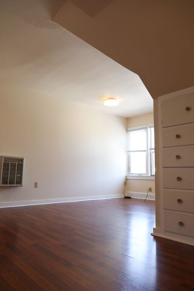 Foto del edificio - 42 N Prospect St