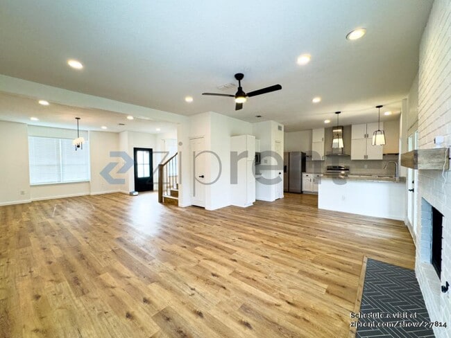 Building Photo - 4217 Red Spruce Ln